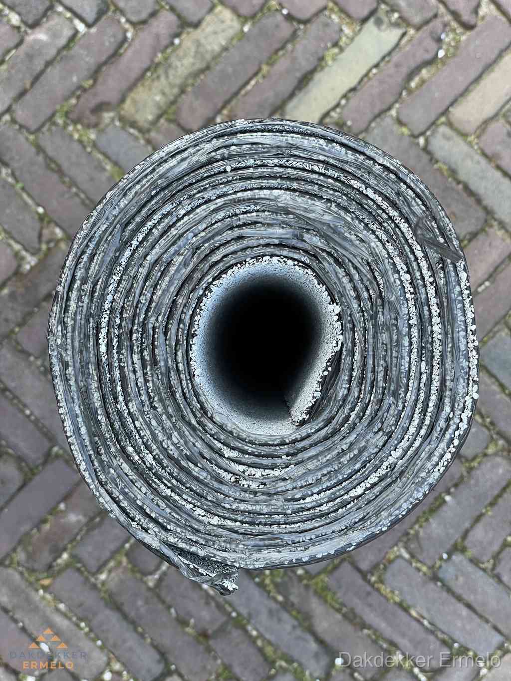 Rol EPDM dakbedekking materiaal voor plat dak in Ermelo Rol EPDM dakbedekking materiaal voor plat dak in Ermelo